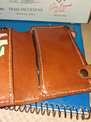 Cartera de cuero