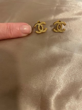 Pendientes Chanel Dorados
