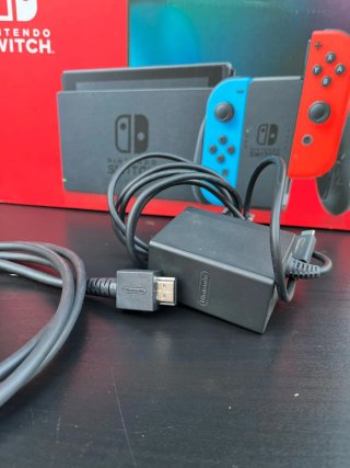 Nintendo Switch con accessori