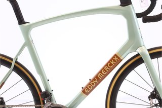 Bicicleta Eddy Merckx 525 Disc AXS 12V t.58 Reacondicionada