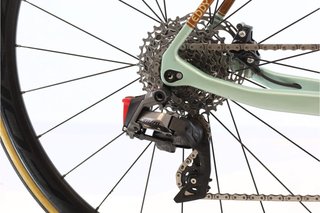 Bicicleta Eddy Merckx 525 Disc AXS 12V t.58 Reacondicionada