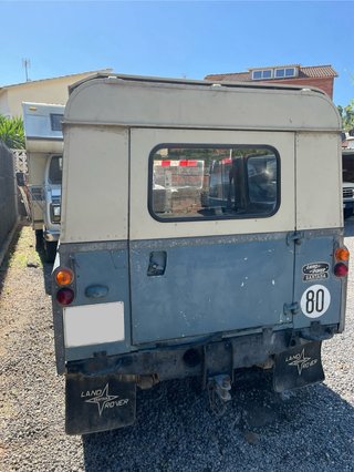 Land Rover Defender 1980