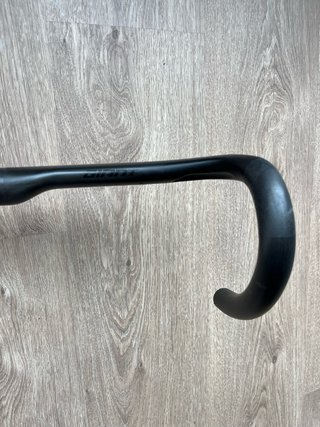 Manillar Giant Aero Carbono 440mm