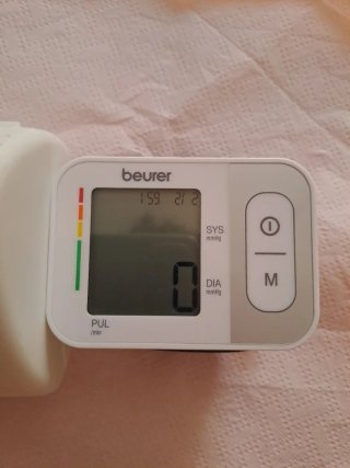 Misuratore Pressione Beurer da Polso