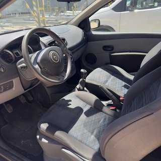 Renault  Clio 2007 cambio por furgoneta pequeña