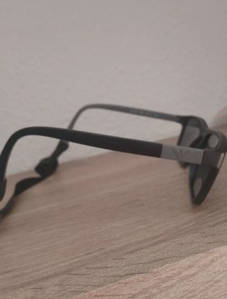 Gafas de sol Emporio Armani negras y grises