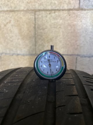 Barum Bravuris 3HM 235/45R17 94Y Neumático