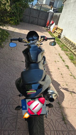 Honda CB 600F Hornet 2005 + Givi T21