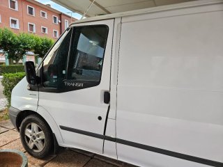 Averiada y camperizada | Ford Transit 2007