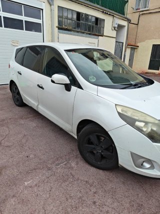Renault Grand Scenic 2011