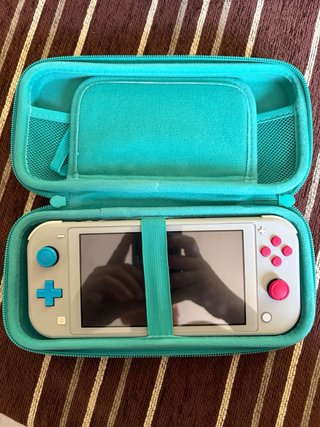 Nintendo Switch Lite Ed. Pokémon Scudo/Spada