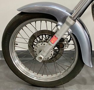Suzuki Intruder 125 Plata