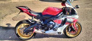 Yamaha R1