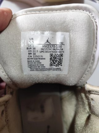 Nike Air Jordan 1 Mid, talla 36