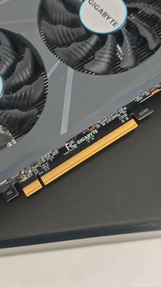 Tarjeta Gráfica Gigabyte RX 6600 Eagle 8GB GDDR6