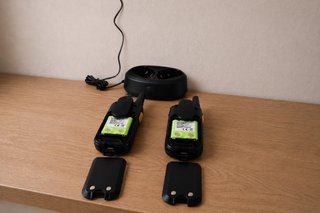 Confezione 2 Walkie Talkie Motorola XTB446 + Caricabatterie