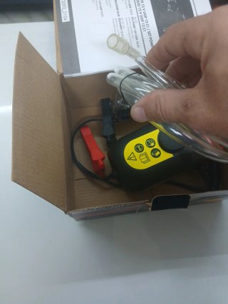 Bomba extractora de líquidos 12V
