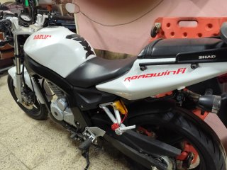 Daelim Roadwin 125 FI Blanca y Negra