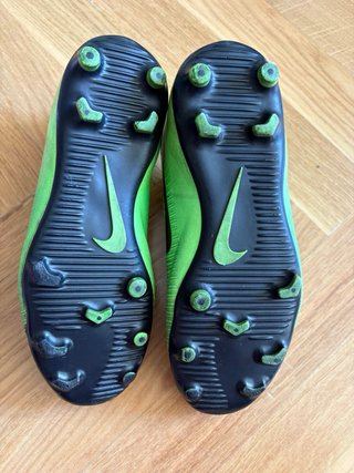Botas de fútbol Nike niño Talla 35