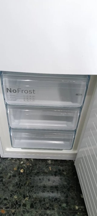 NEVERA COMBI BOSCH NO FROST ENERGÍA A+++