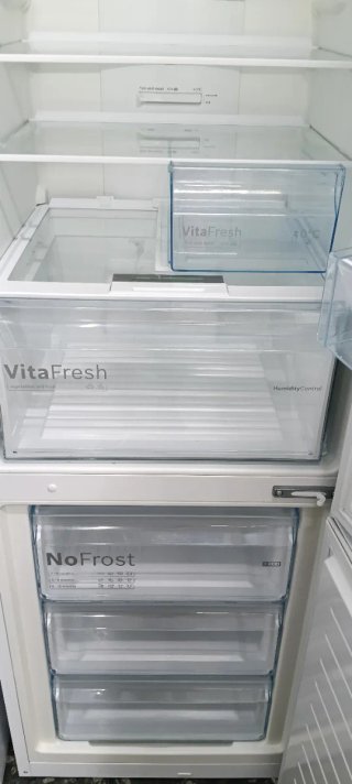 NEVERA COMBI BOSCH NO FROST ENERGÍA A+++