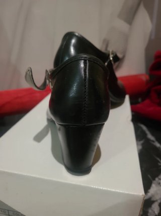 Zapatos de salón con tacón  negros talla 37