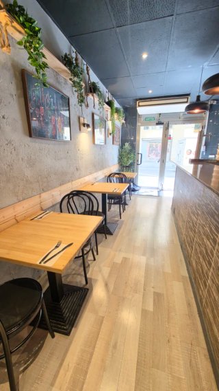 Bar restaurante en les corts