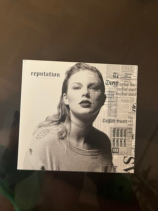 Taylor Swift Reputacion CD + Revista