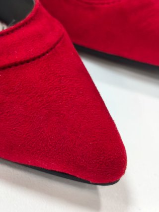 Zapatos tacón rojos María Mare Talla 40