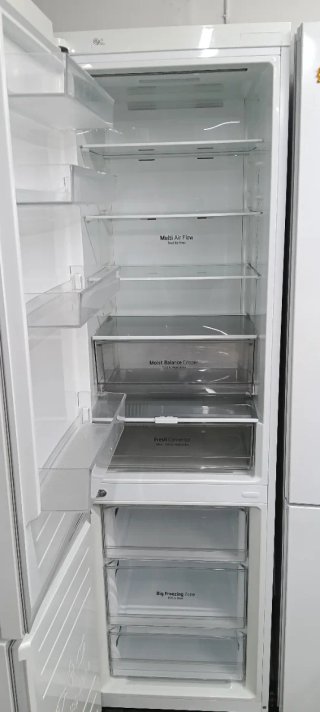 NEVERA COMBI L.G NO FROST ENERGÍA A+
