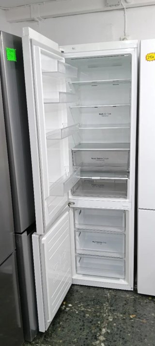 NEVERA COMBI L.G NO FROST ENERGÍA A+