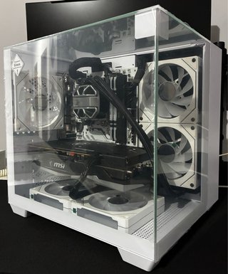 PC Gaming Custom Ryzen 5 5600X+RX 6650 XT, 16G 2TB