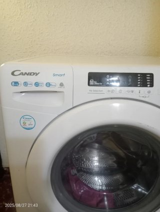 Lavadora secadora casi nueva