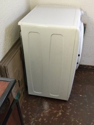 Lavadora secadora casi nueva