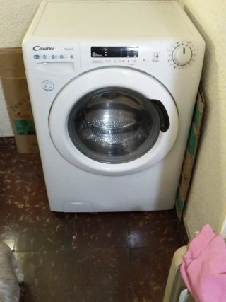 Lavadora secadora casi nueva