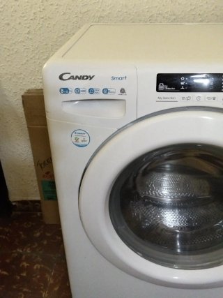 Lavadora secadora casi nueva