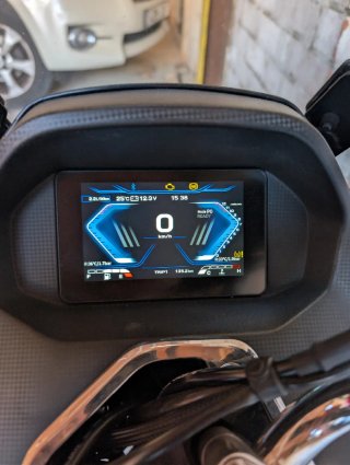 QJ Motor MTX 125 Plata Maxi-Scooter