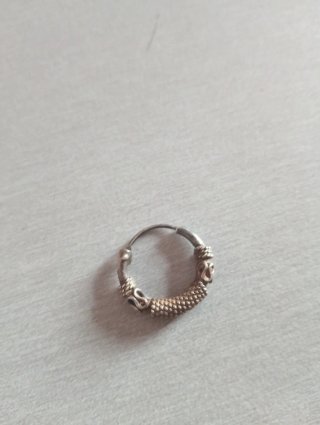 Aro de plata labrado
