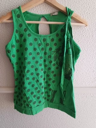 Camiseta verde M Bershka lunares