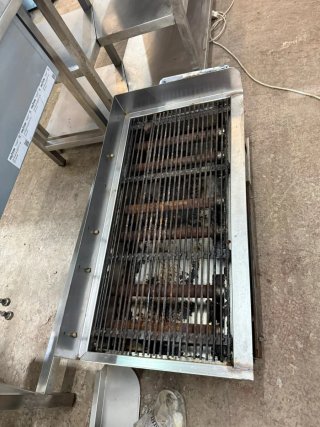 Barbacoa de metal