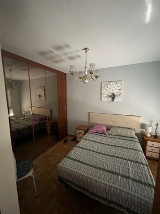 Se Alquila piso San Nicolas