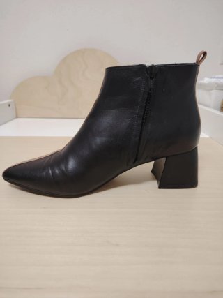 Botines de piel Dibia talla 36