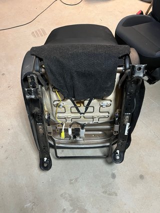 Asiento Delantero Izquierdo Toyota Hilux