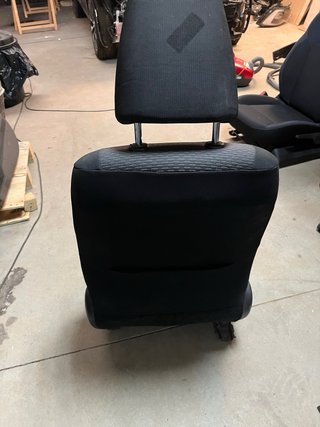 Asiento Delantero Izquierdo Toyota Hilux