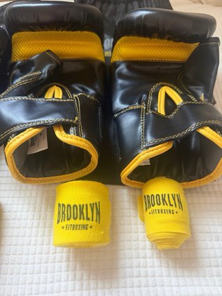 1 Guantes Brooklyn Fitboxing Talla M + vendas