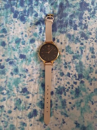 Reloj Parfois Beige y Dorado