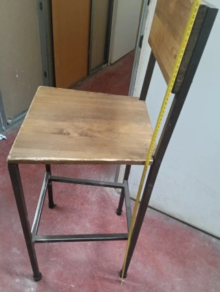 2 Sillas Altas Madera y Metal