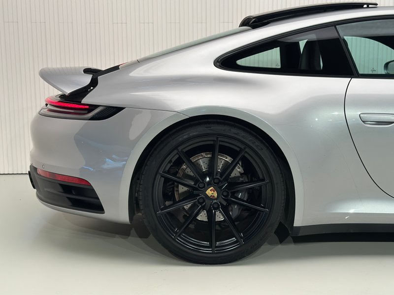 Porsche 911 2023, foto 7
