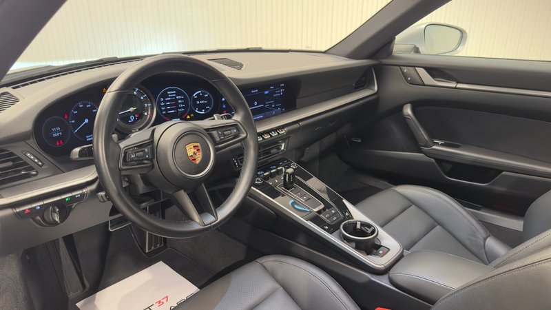 Porsche 911 2023, foto 18