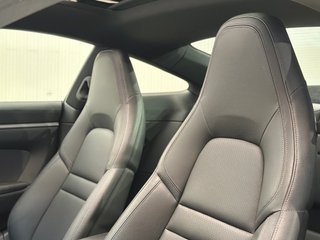 Porsche 911 Carrera Coupe 992 PDK